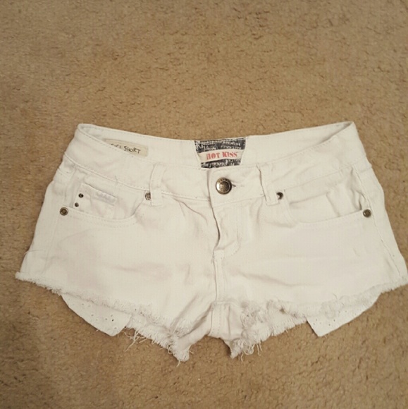 Hot Kiss white distressed shorts