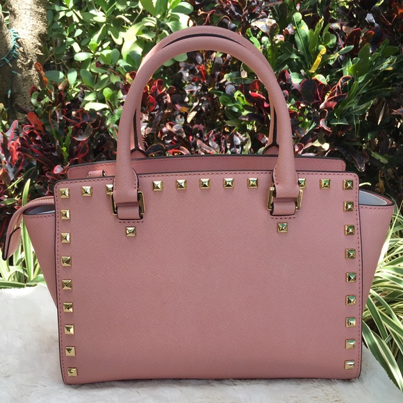 FINAL PRICE ๐ธ Michael Kors Selma Stud - Picture 2 of 4