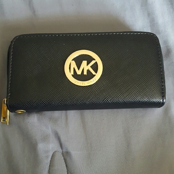 Double side black wallet NWOT