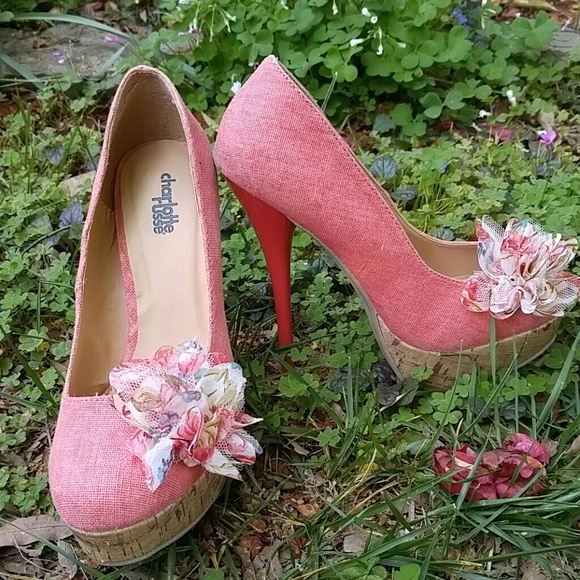 Charlotte Russe coral/pink cork platform heel; 7