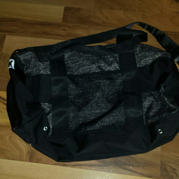 Duffle bag - Picture 4 of 4