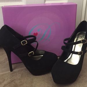 "My Delicious Shoes"