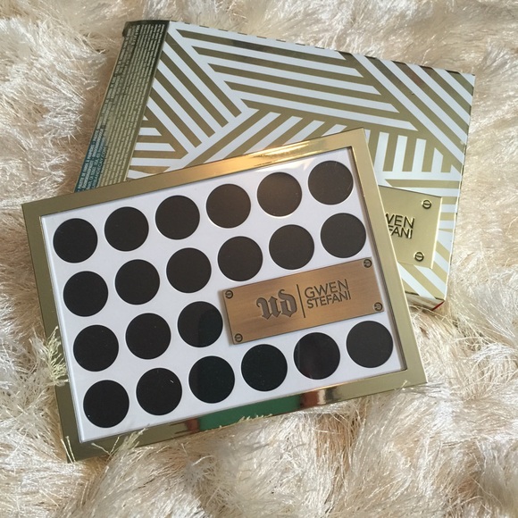 Urban Decay Other - NWT • Urban Decay • Gwen Stefani Pallet