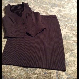 A Byer skirt & vest