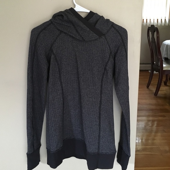 Lulu Lemon : Harringbone think fast hoodie