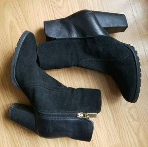 Tahari Glen Ankle Boots