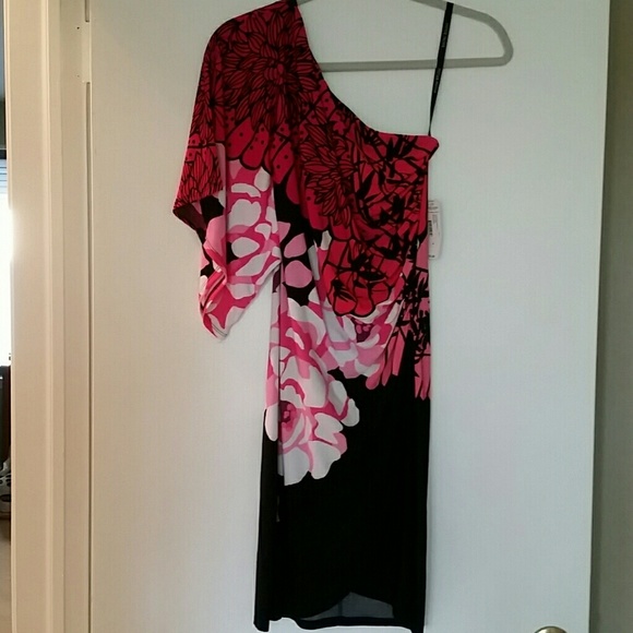 Bisou Bisou adorable dress