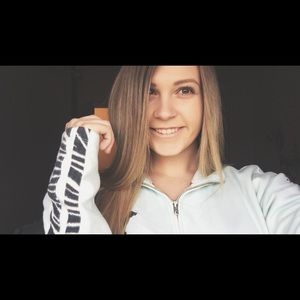 Meet your Posher, Brianna