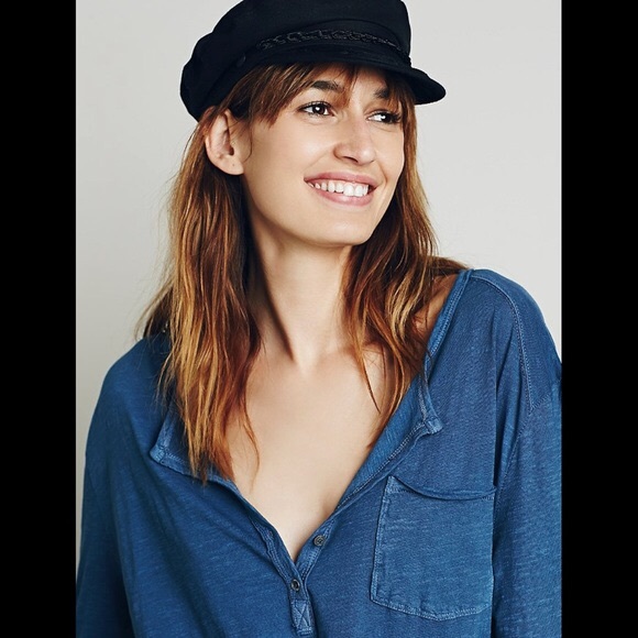 💜bundled FREE PEOPLE slouchy tee - Picture 2 of 4
