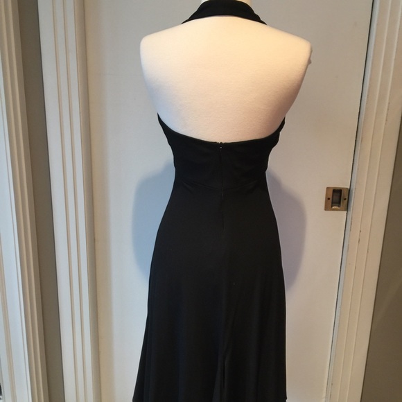 CACHET Matte Jersey Halter Dress - Picture 2 of 5