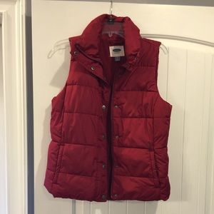 Old Navy women's puffer vest medium
