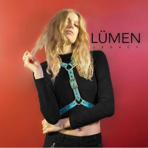 LÜMEN LEGACY reversible leather holster in teal