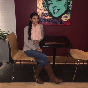 Meet your Posher, Ines