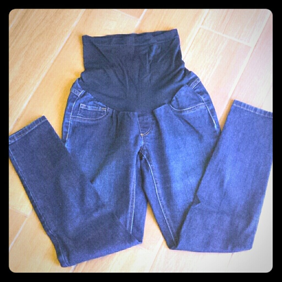 Maternity by Jessica Simpson Maternity Jeans Sz.PS
