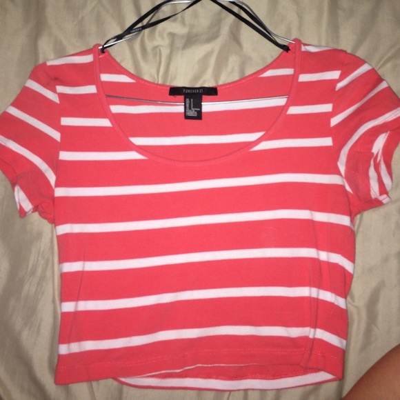 Crop Top Short Sleeve - Picture 1 of 2