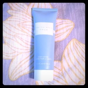 Faith Hill True scent lotion