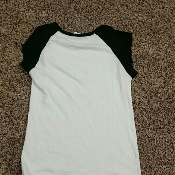 Top - Picture 2 of 2