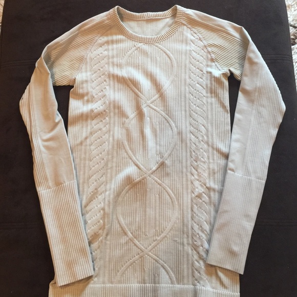 Lululemon long sleeve top