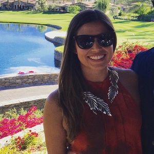 Meet your Posher, Alenna