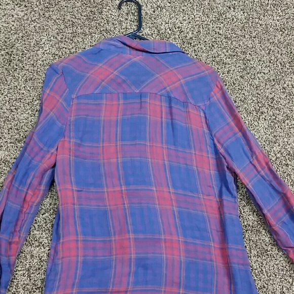 Top - Picture 2 of 3