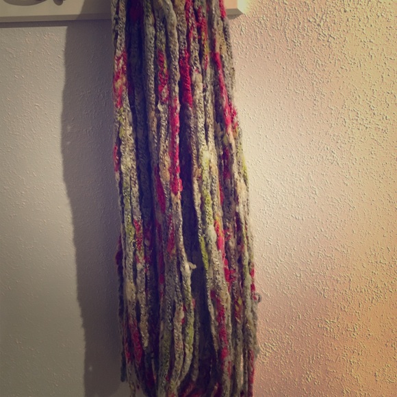 Multicolored scarf