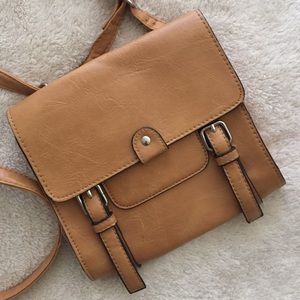 Small crossbody