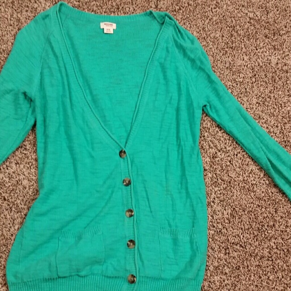 Cardigan - Picture 2 of 2