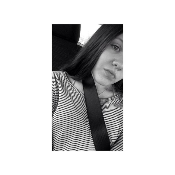 Meet your Posher, Leigha - Picture 1 of 1