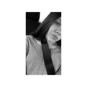 Meet your Posher, Leigha