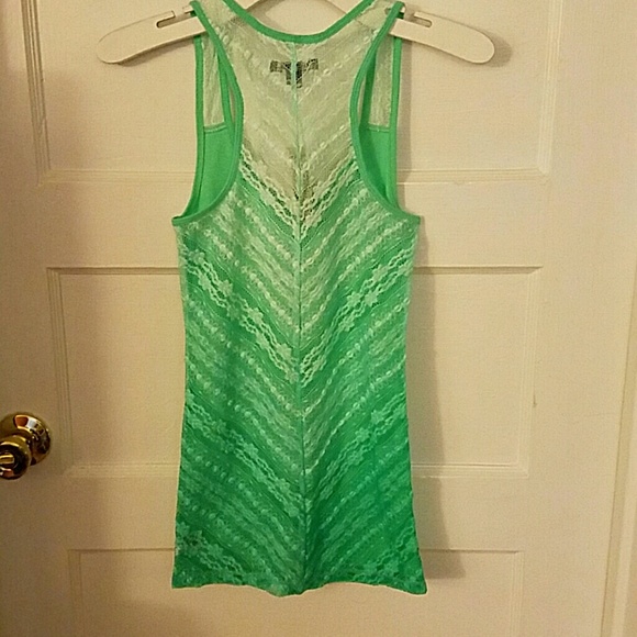 American Eagle Outfitters Tops - Green ombre lace tank