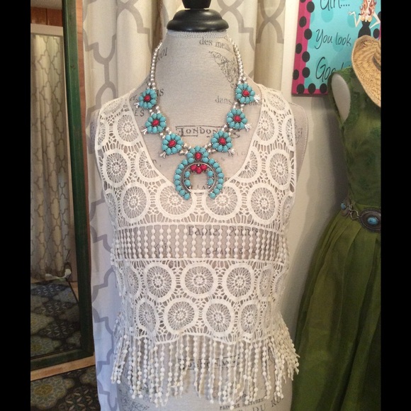 Tops - Crochet cropped top