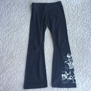 Beautiful yoga pants.