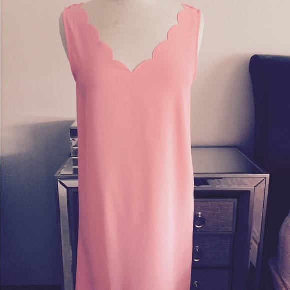 Peach vneck scalloped dress