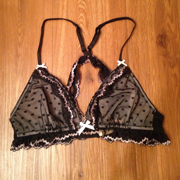 Victoria's Secret Other - Victoria's Secret Lace detail bralette