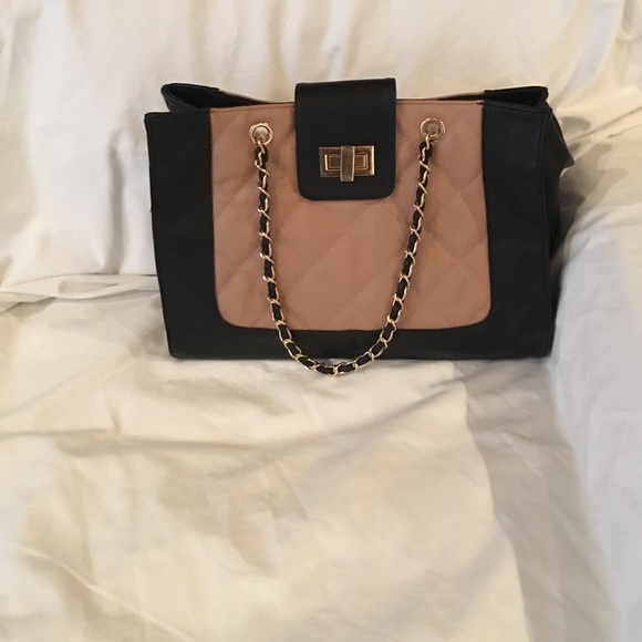 Purse - Picture 4 of 4