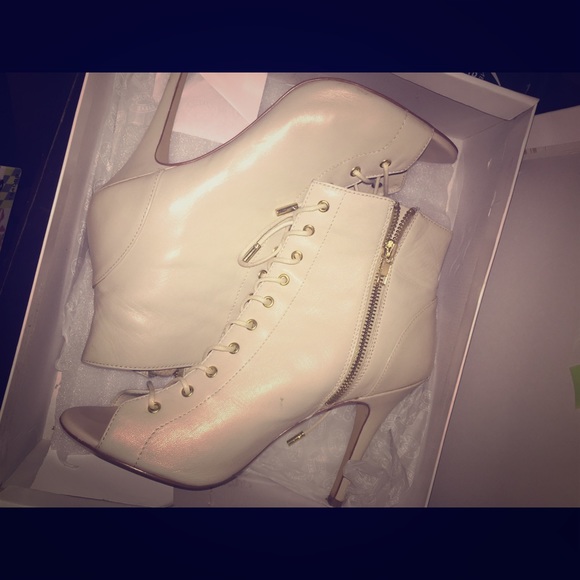 Steve Madden booties