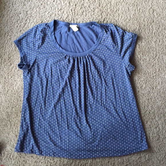 Short sleeved shirt