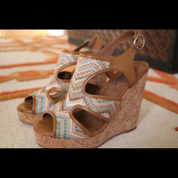 BRAND NEW Lucky Brand Wedges