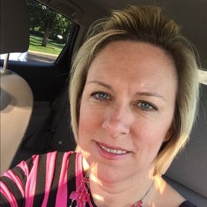 Meet your Posher, Cindy