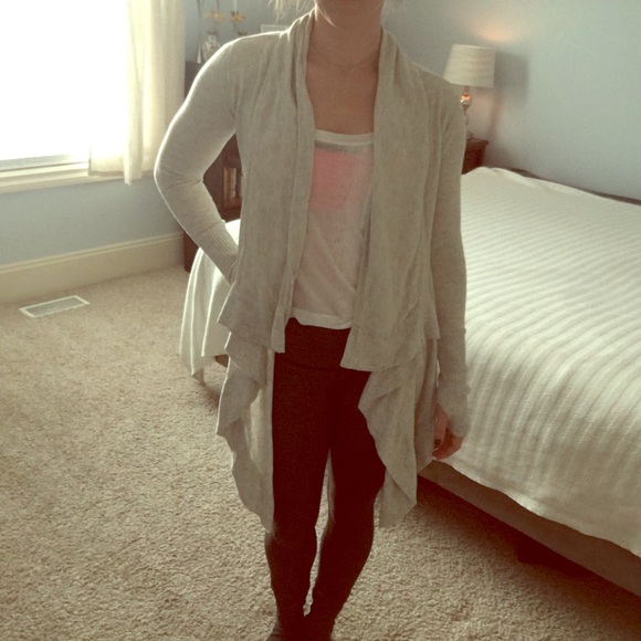 Lululemon heather gray/white drape cardigan