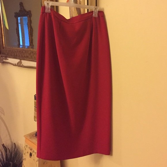 Suit - Picture 3 of 3