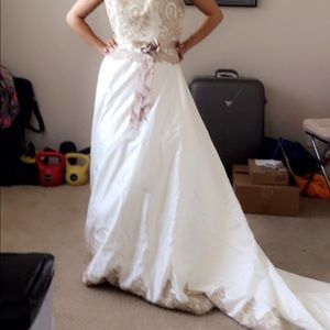 Wedding dress