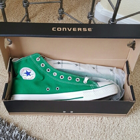 Men's Converse Size 10