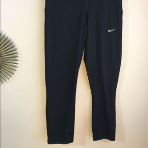 Nike Essential Running Capri