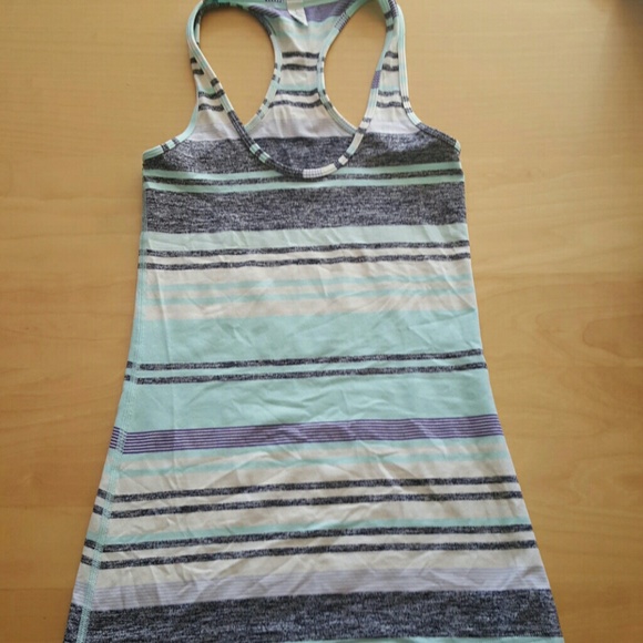 Adorable lululemon cool racerback - Picture 1 of 3