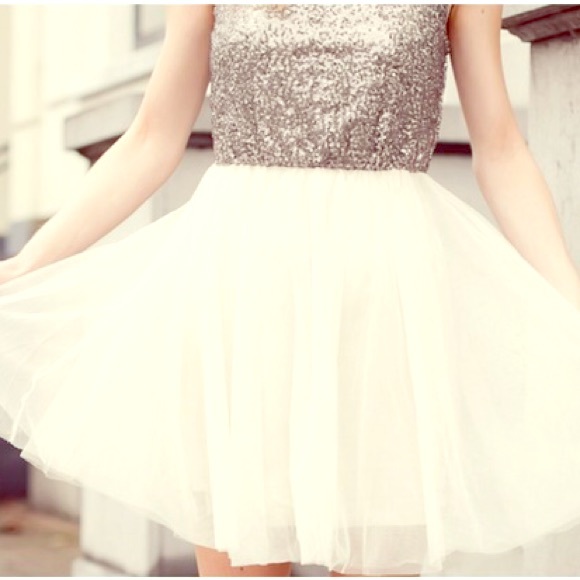 H&M Tulle & Sequin Shimmer Party Dress