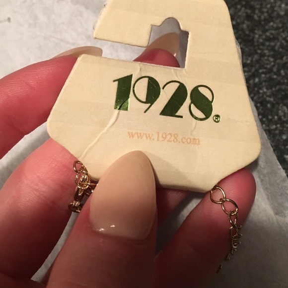 Key Necklace - Picture 4 of 4