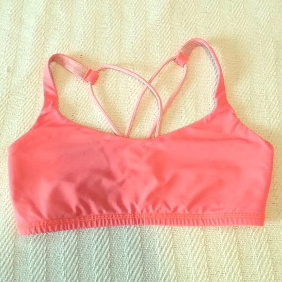 Lululemon Free to Be bra size 6