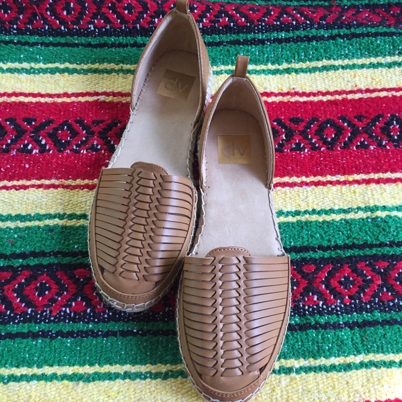 BRAND NEW espadrille huaraches