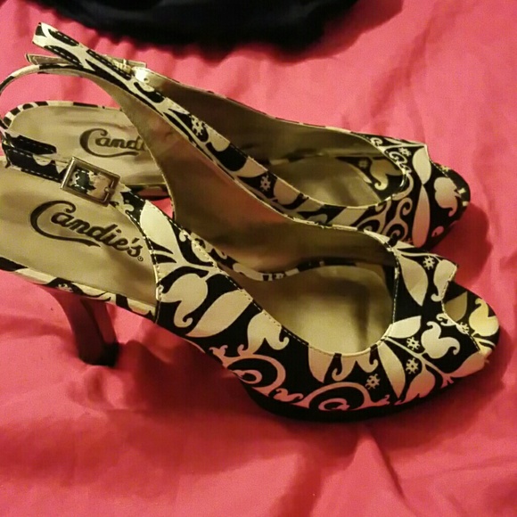 Shoes - Picture 2 of 2